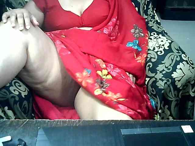 Indianbhabhimilf40 webcam
