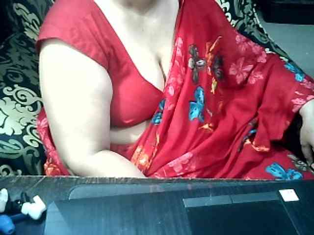 Indianbhabhimilf40 webcam