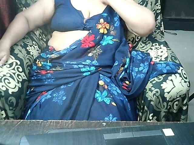 Indianbhabhimilf40 webcam