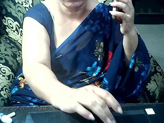 Indianbhabhimilf40 webcam