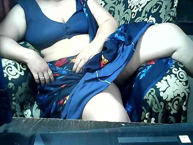 Indianbhabhimilf40 webcam
