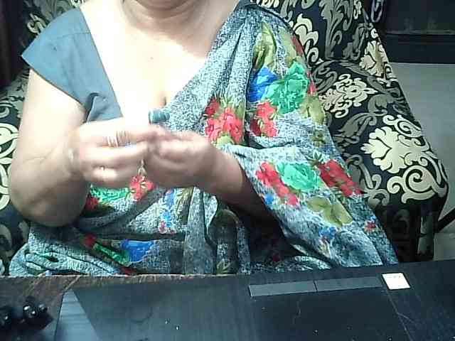 Indianbhabhimilf40 webcam
