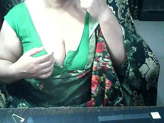 Indianbhabhimilf40 webcam