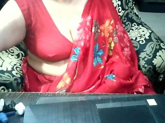 Indianbhabhimilf40 webcam