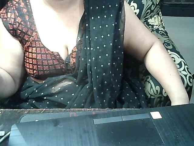 Indianbhabhimilf40 webcam