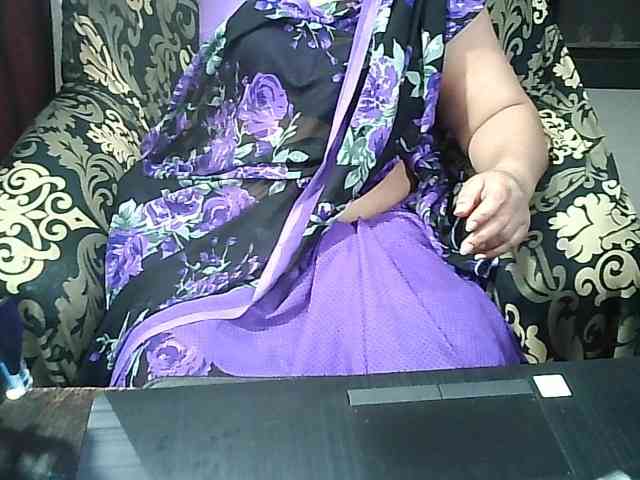 Indianbhabhimilf40 webcam