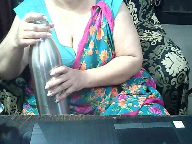 Indianbhabhimilf40 webcam