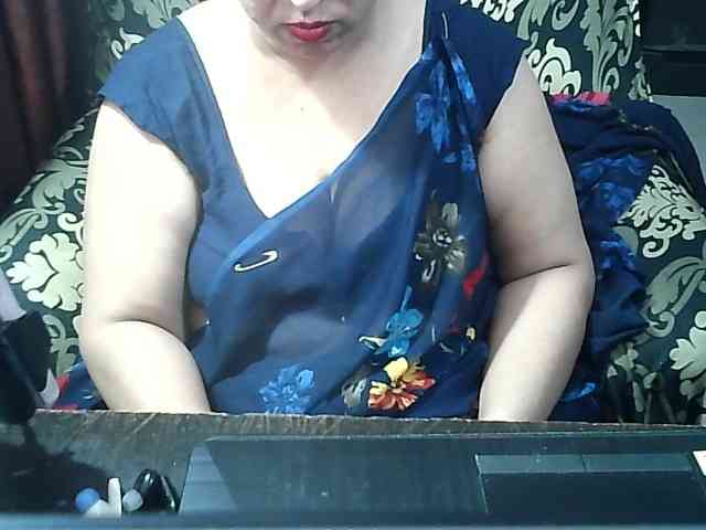 Indianbhabhimilf40 webcam