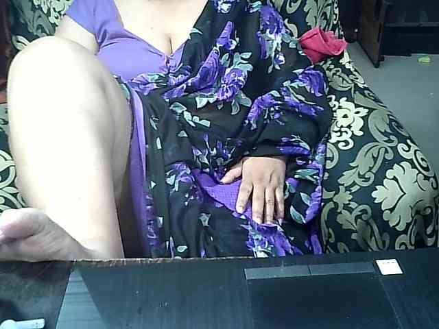 Indianbhabhimilf40 webcam