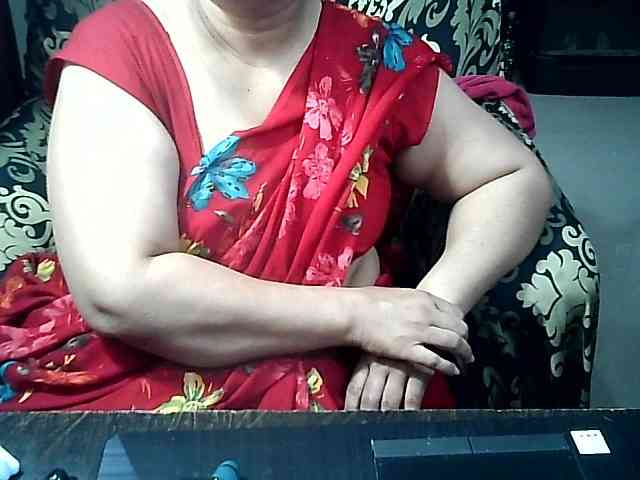 Indianbhabhimilf40 webcam