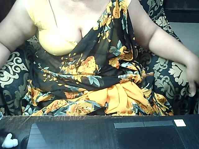 Indianbhabhimilf40 webcam