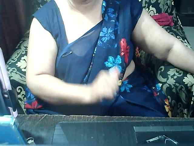 Indianbhabhimilf40 webcam