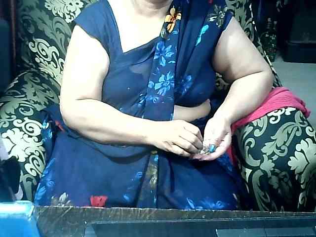 Indianbhabhimilf40 webcam