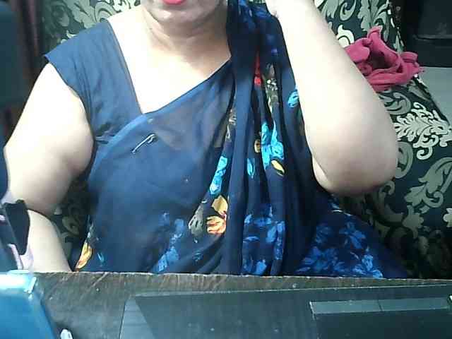 Indianbhabhimilf40 webcam