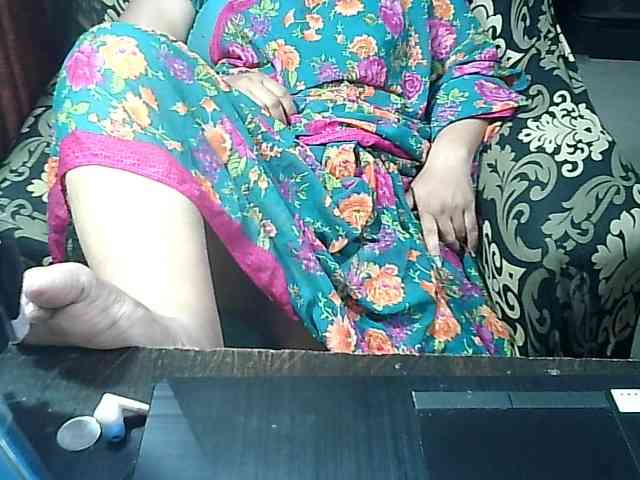 Indianbhabhimilf40 webcam