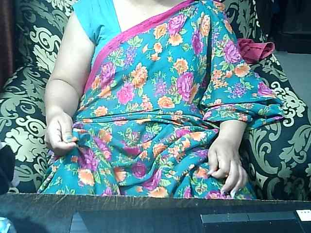 Indianbhabhimilf40 webcam
