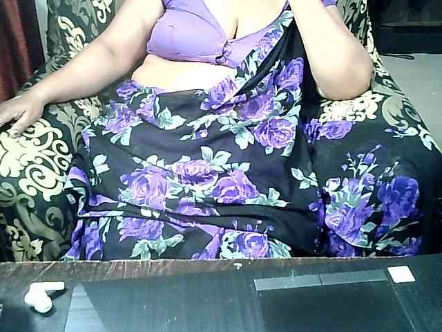 Indianbhabhimilf40 webcam