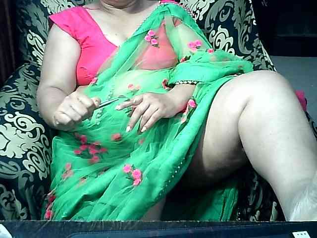 Indianbhabhimilf40 webcam