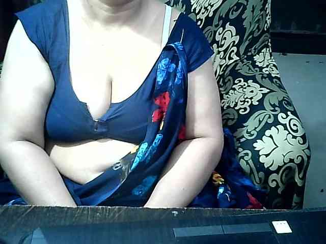 Indianbhabhimilf40 webcam