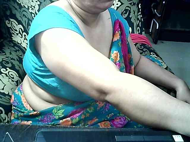 Indianbhabhimilf40 webcam