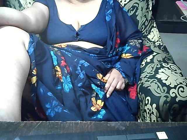 Indianbhabhimilf40 webcam