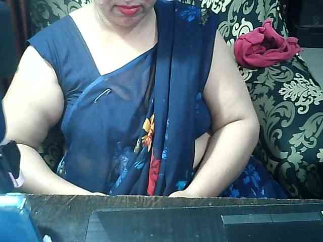 Indianbhabhimilf40 webcam