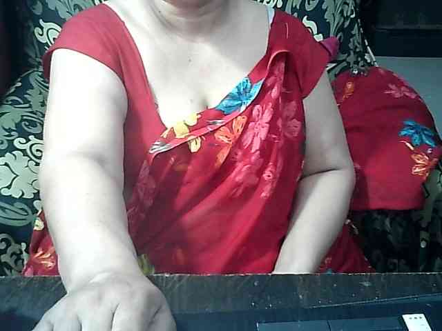 Indianbhabhimilf40 webcam