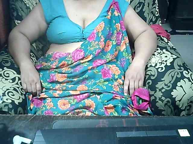 Indianbhabhimilf40 webcam