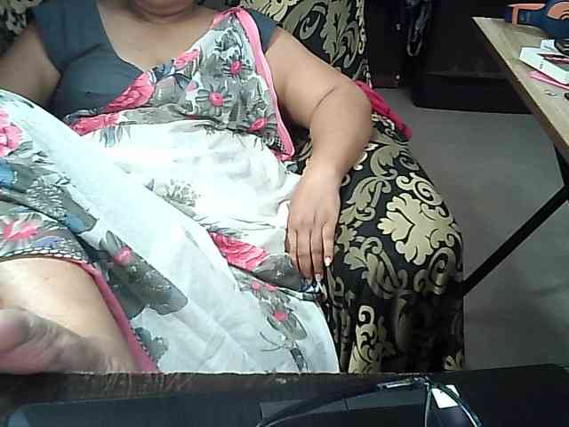 Indianbhabhimilf40 webcam