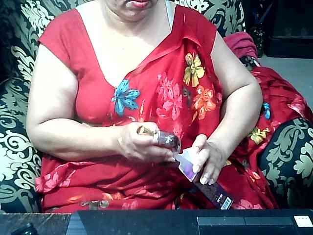 Indianbhabhimilf40 webcam