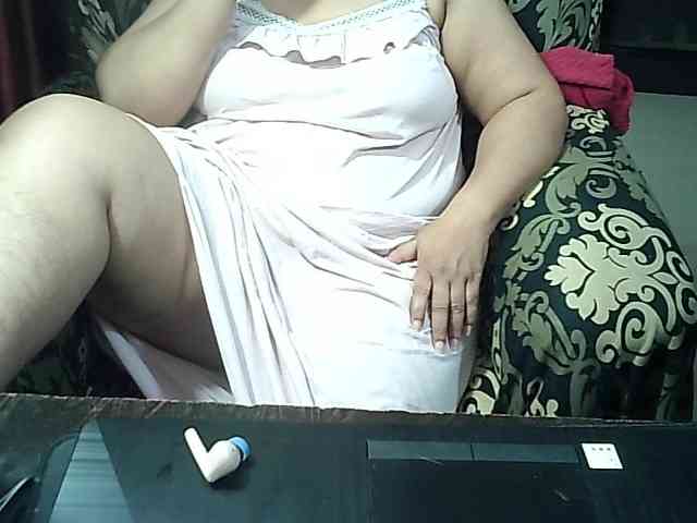 Indianbhabhimilf40 webcam