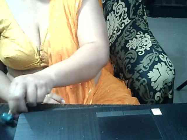 Indianbhabhimilf40 webcam