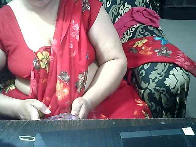 Indianbhabhimilf40 webcam