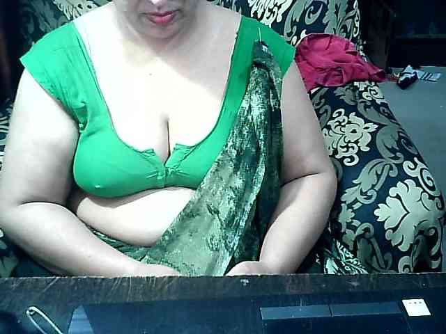 Indianbhabhimilf40 webcam