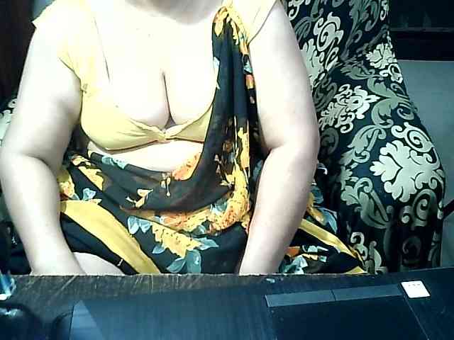 Indianbhabhimilf40 webcam