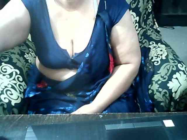 Indianbhabhimilf40 webcam