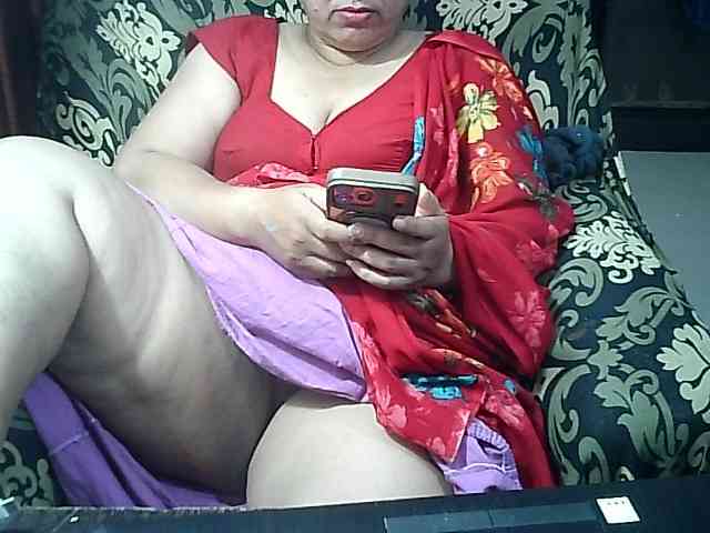 Indianbhabhimilf40 webcam