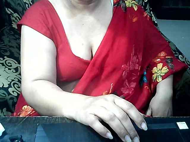 Indianbhabhimilf40 webcam
