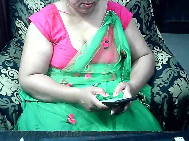 Indianbhabhimilf40 webcam
