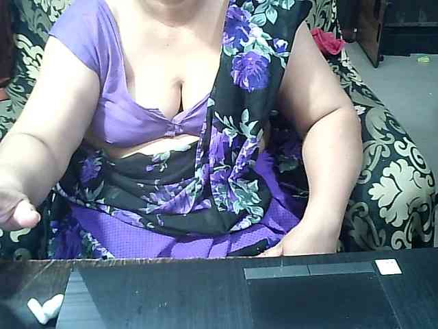 Indianbhabhimilf40 webcam