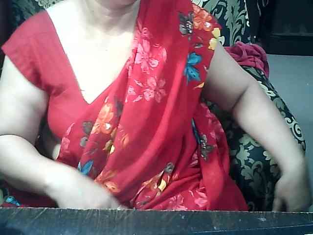 Indianbhabhimilf40 webcam