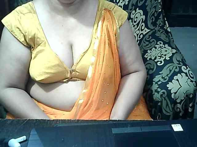Indianbhabhimilf40
