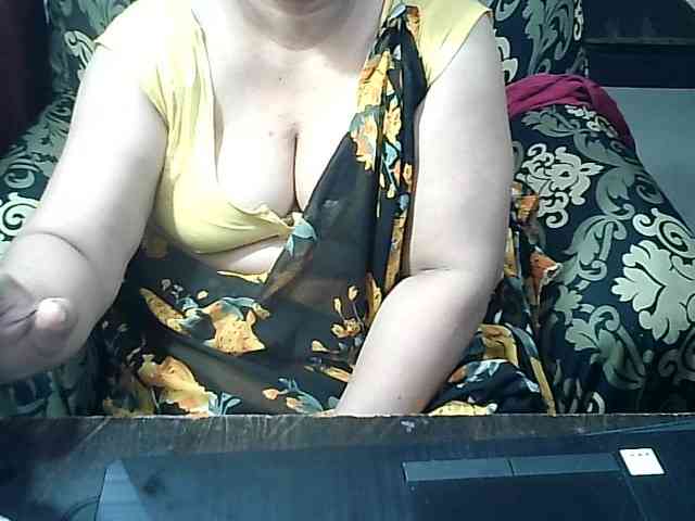Indianbhabhimilf40 webcam