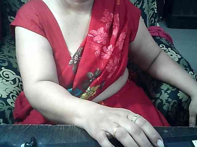 Indianbhabhimilf40 webcam