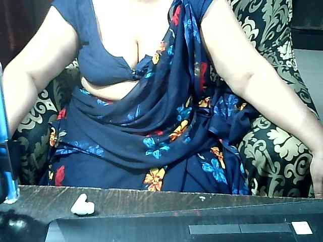 Indianbhabhimilf40 webcam