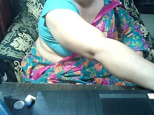 Indianbhabhimilf40 webcam