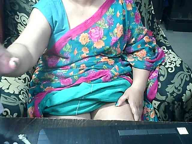 Indianbhabhimilf40 webcam