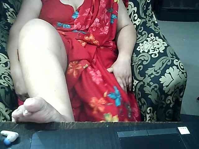 Indianbhabhimilf40 webcam