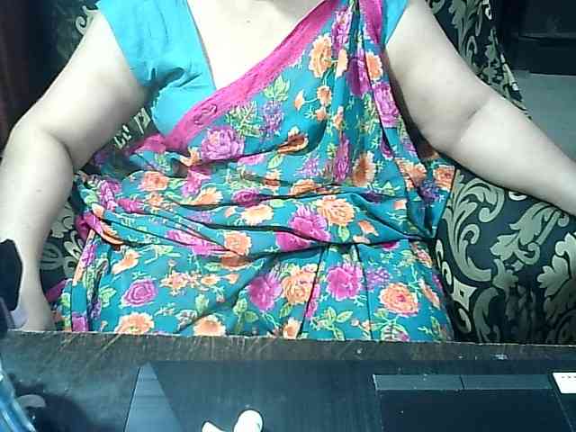 Indianbhabhimilf40 webcam