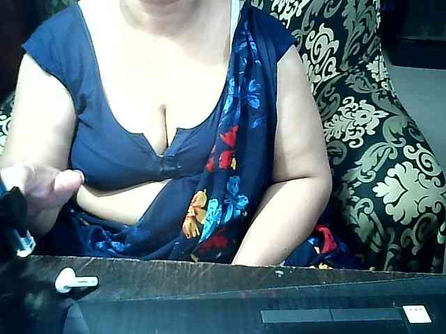 Indianbhabhimilf40 webcam